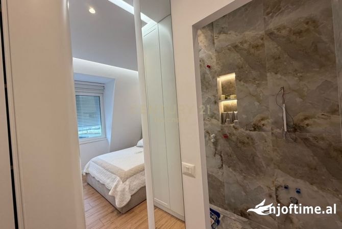 Shtepi ne shitje Apartament ne Tirane, 2+1, Mobilimi E mobiluar, Pagesa 390,000  Euro.