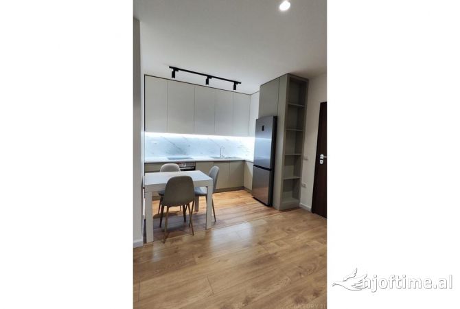 Shtepi ne shitje 2+1 ne Tirane - 260,000 Euro