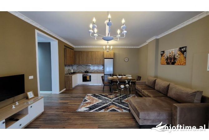 Shtepi ne shitje 2+1 ne Tirane - 280,000 Euro
