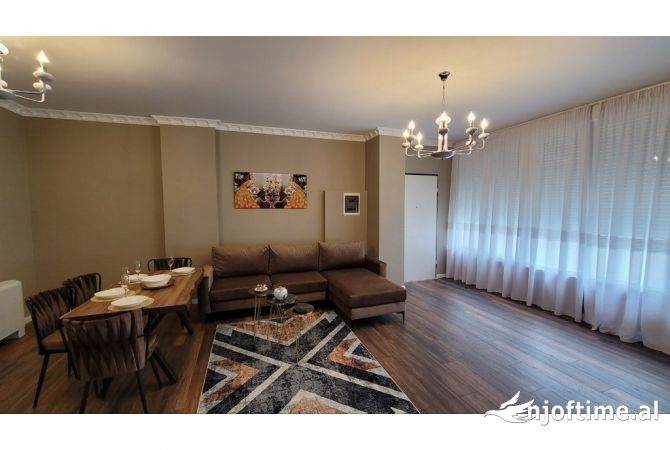 Shtepi ne shitje Apartament ne Tirane, 2+1, Mobilimi E mobiluar, Pagesa 280,000  Euro.