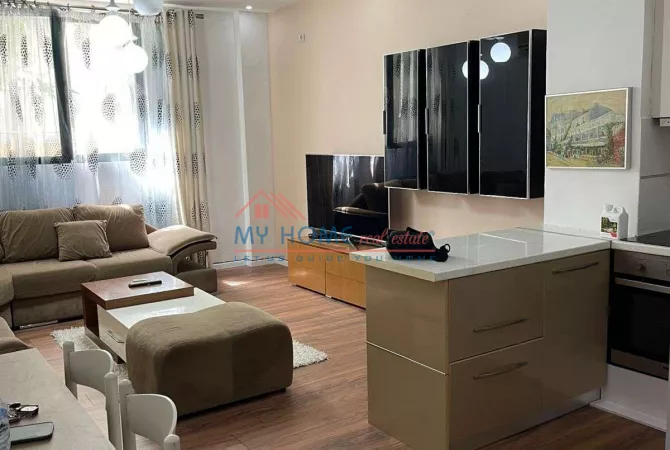 Shtepi me qera 2+1 ne Tirane - 500 Euro