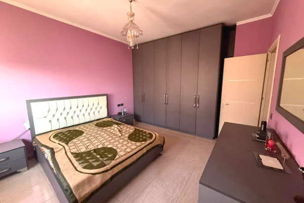 Shtepi me qera 2+1 ne Tirane - 500 Euro