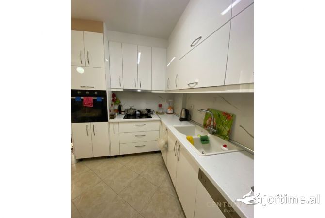Shtepi ne shitje 2+1 ne Tirane - 120,000 Euro