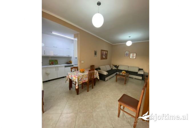 Shtepi ne shitje 2+1 ne Tirane - 120,000 Euro