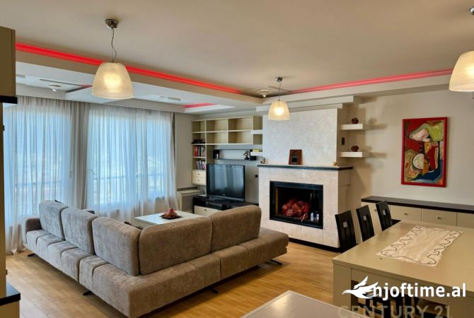 Shtepi me qera 2+1 ne Tirane - 900 Euro