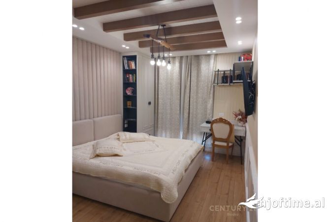 Shtepi me qera Apartament ne Tirane, 2+1, Mobilimi E mobiluar, Pagesa 750  Euro.