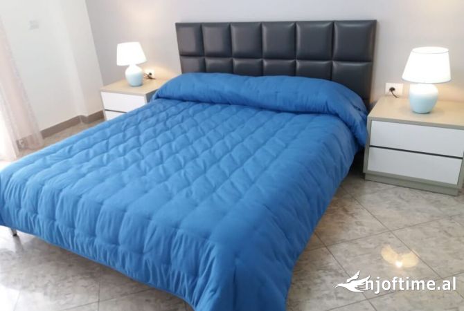 Shtepi me qera 2+1 ne Tirane - 900 Euro