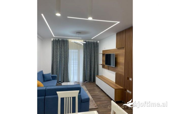 Shtepi me qera 2+1 ne Tirane - 650 Euro