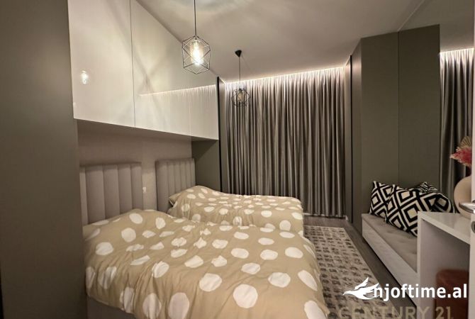 Shtepi me qera 3+1 ne Tirane - 1,450 Euro