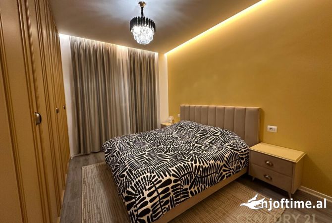 Shtepi me qera Apartament ne Tirane, 3+1, Mobilimi E mobiluar, Pagesa 1,450  Euro.