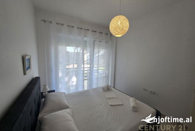 Shtepi ne shitje Apartament ne Durres, 2+1, Mobilimi E mobiluar, Pagesa 205,000  Euro.