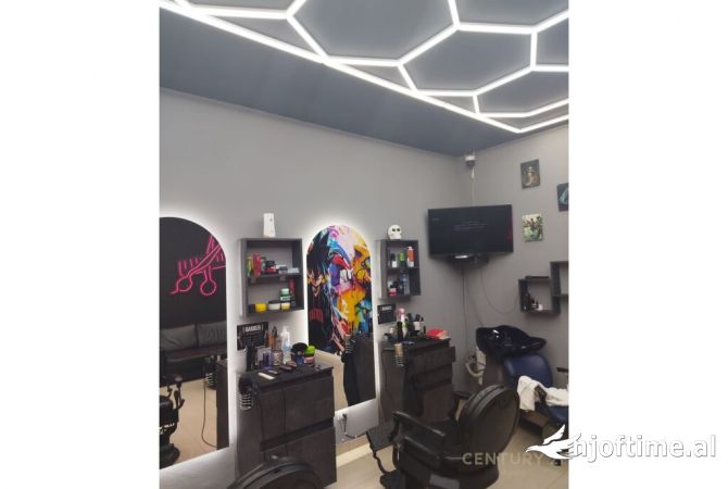 Ambient biznesi ne shitje 1+1 ne Tirane - 93,000 Euro