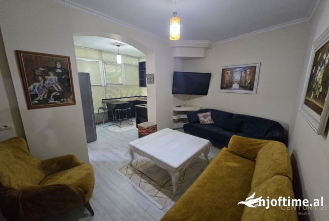Shtepi me qera 1+1 ne Tirane - 580 Euro