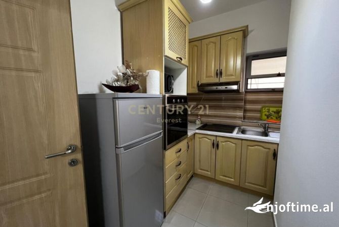 Shtepi me qera Apartament ne Tirane, 1+1, Mobilimi E mobiluar, Pagesa 500  Euro.