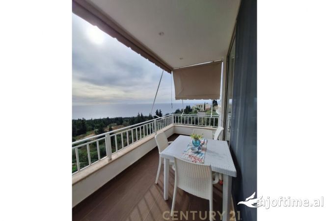 Shtepi ne shitje Apartament ne Himare, 2+1, Mobilimi E mobiluar, Pagesa 261,000  Euro.