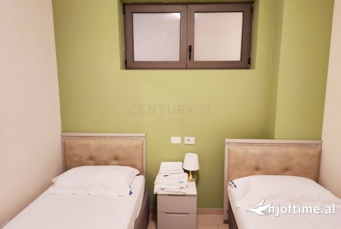 Shtepi ne shitje Apartament ne Vlore, 2+1, Mobilimi E mobiluar, Pagesa 165,000  Euro.