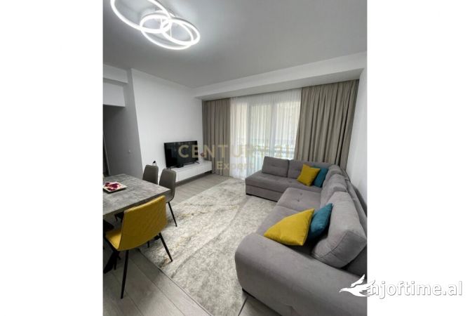 Shtepi me qera Apartament ne Tirane, 2+1, Mobilimi E mobiluar, Pagesa 650  Euro.