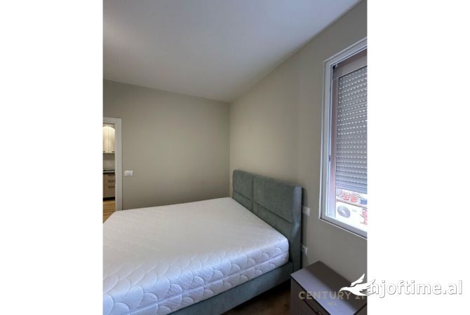 Shtepi me qera Apartament ne Tirane, 1+1, Mobilimi E mobiluar, Pagesa 500  Euro.