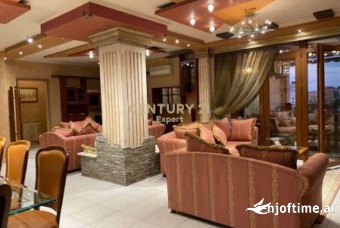 Shtepi me qera 3+1 ne Tirane - 1,500 Euro