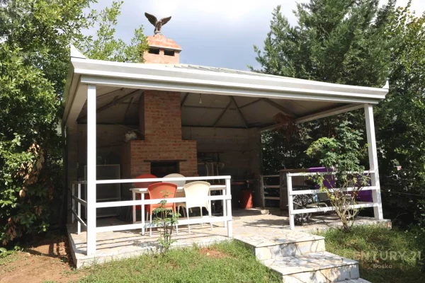 Shtepi ne shitje 3+1 ne Tirane - 300,000 Euro