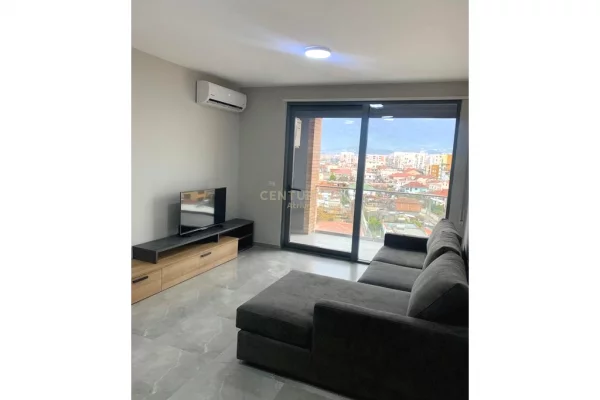 Shtepi me qera 2+1 ne Tirane - 700 Euro