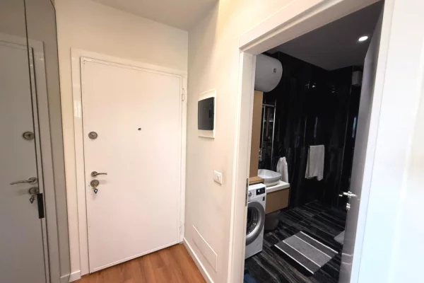 Shtepi ne shitje Apartament ne Tirane, 2+1, Mobilimi E mobiluar, Pagesa 322,000  Euro.