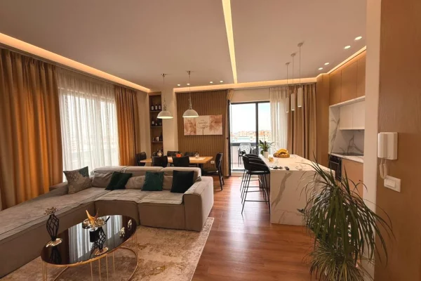 Shtepi ne shitje Apartament ne Tirane, 2+1, Mobilimi E mobiluar, Pagesa 322,000  Euro.