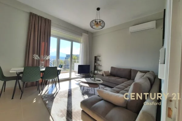 Shtepi me qera 2+1 ne Tirane - 900 Euro