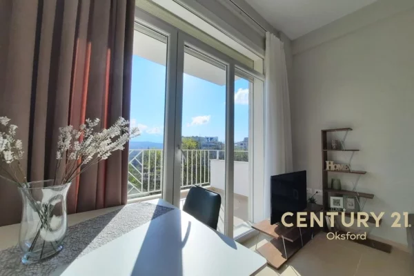 Shtepi me qera 2+1 ne Tirane - 900 Euro