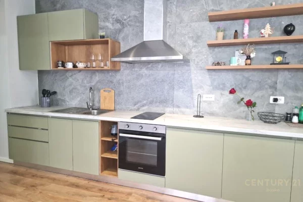 Shtepi ne shitje Apartament ne Tirane, 1+1, Mobilimi E mobiluar, Pagesa 195,000  Euro.