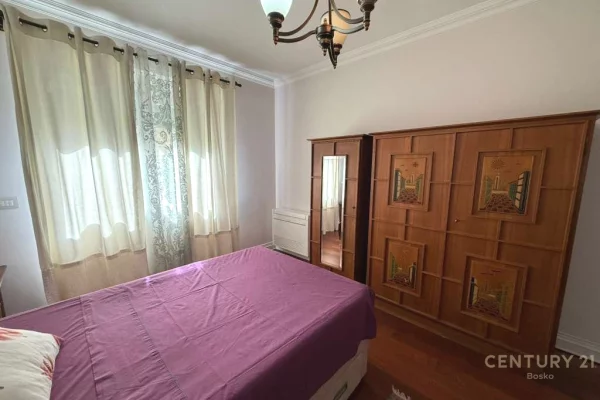 Shtepi ne shitje 3+1 ne Tirane - 496,000 Euro