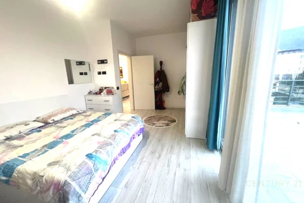Shtepi ne shitje 2+1 ne Tirane - 280,000 Euro