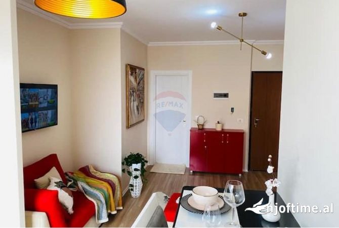 Shtepi me qera 1+1 ne Tirane - 700 Euro