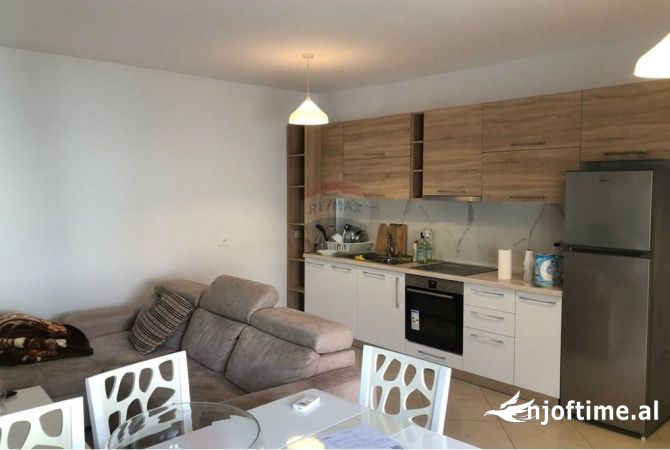 Shtepi me qera 2+1 ne Tirane - 550 Euro