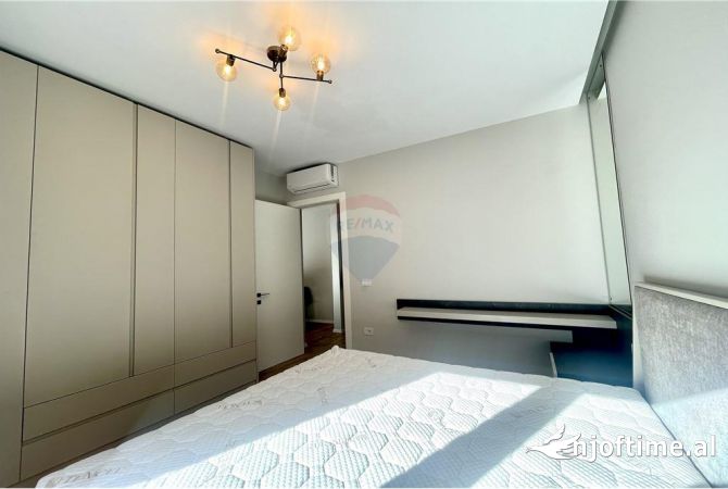 Shtepi me qera Apartament ne Tirane, 1+1, Mobilimi E mobiluar, Pagesa 800  Euro.