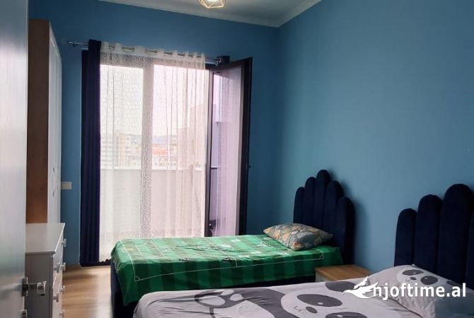 Shtepi me qera Apartament ne Tirane, 2+1, Mobilimi E mobiluar, Pagesa 900  Euro.