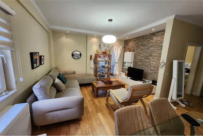Shtepi me qera 1+1 ne Tirane - 550 Euro