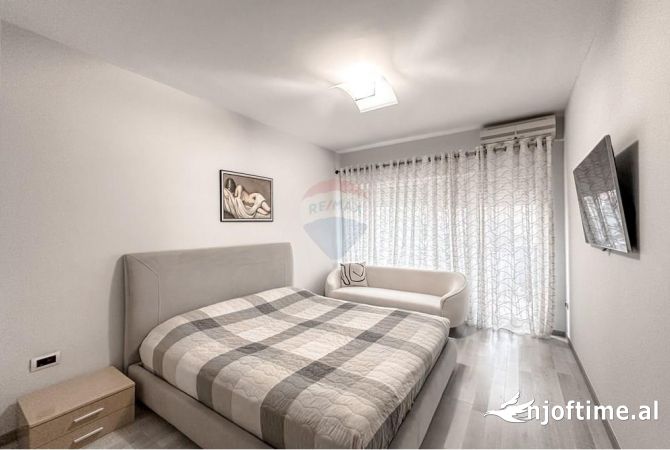 Shtepi me qera Apartament ne Tirane, 2+1, Mobilimi E mobiluar, Pagesa 950  Euro.