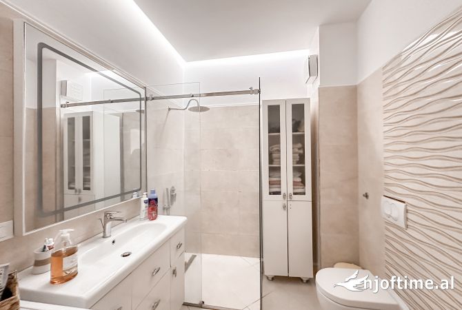 Shtepi me qera Apartament ne Tirane, 2+1, Mobilimi E mobiluar, Pagesa 1,500  Euro.