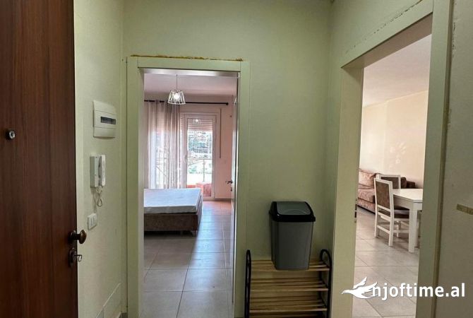 Shtepi me qera 1+1 ne Tirane - 450 Euro
