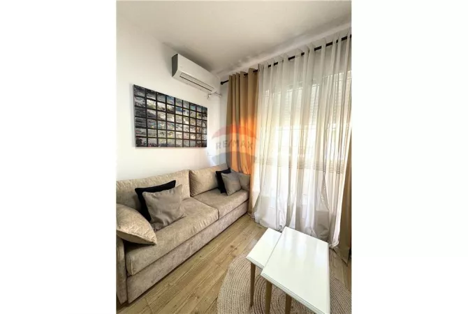 Shtepi me qera 1+1 ne Tirane - 600 Euro