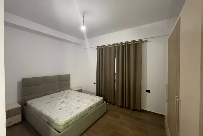 Shtepi me qera 2+1 ne Tirane - 450 Euro
