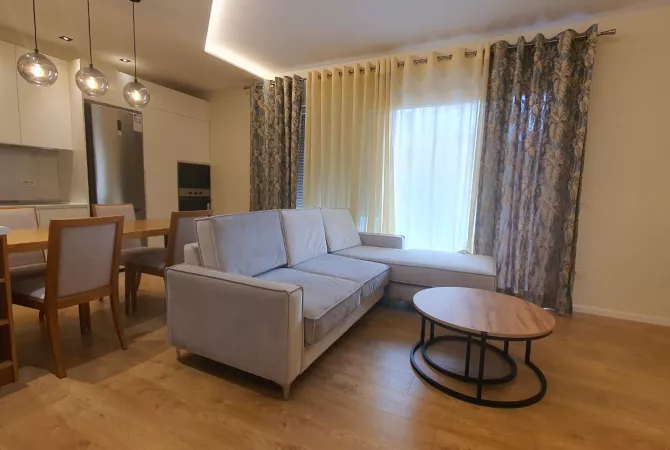 Shtepi me qera 1+1 ne Tirane - 750 Euro