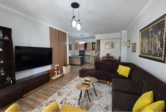 Shtepi ne shitje 2+1 ne Tirane - 115,000 Euro