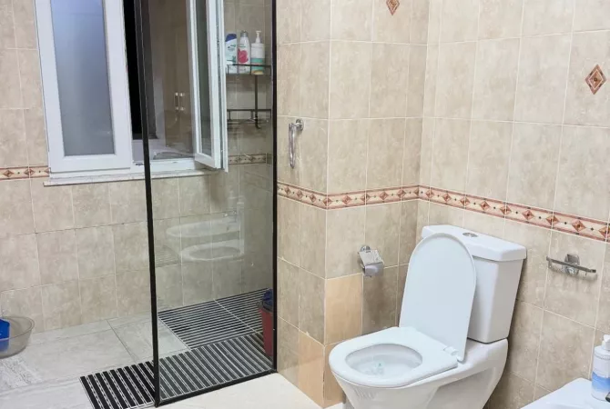 Shtepi me qera Apartament ne Tirane, 2+1, Mobilimi E mobiluar, Pagesa 850  Euro.