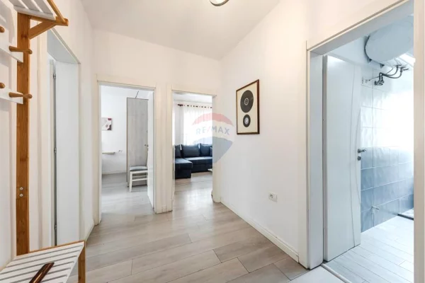 Shtepi me qera Apartament ne Tirane, 2+1, Mobilimi E mobiluar, Pagesa 700  Euro.