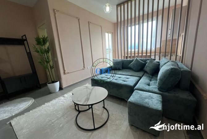 Shtepi ne shitje Apartament ne Durres, Garsoniere, Mobilimi Bosh, pa mobiluar, Pagesa 46,000  Euro.