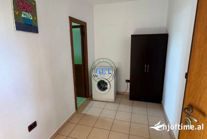 Shtepi me qera 1+1 ne Durres - 250 Euro