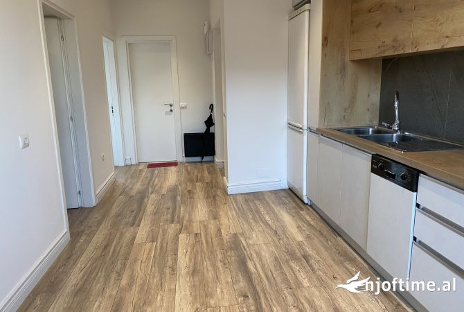 Ambient biznesi me qera 3+1 ne Tirane - 700 Euro