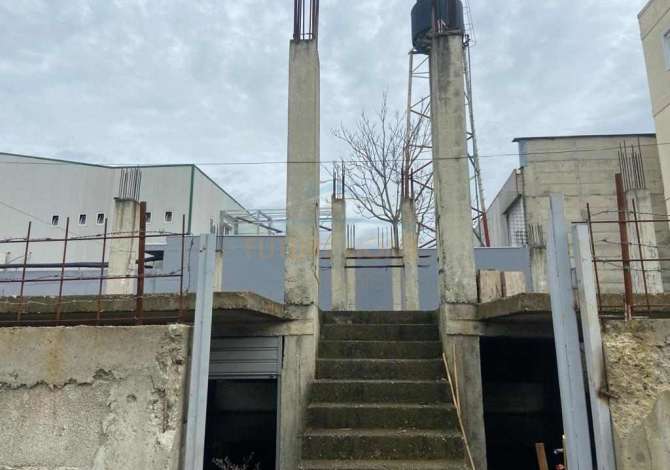 Shitet, Truall + Godine, Kombinat, Tirane. AREA36463  